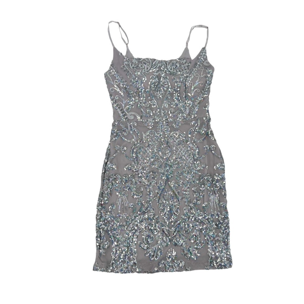 B. Darlin Silver Sequin Mini Dress Size 3/4 Women’s